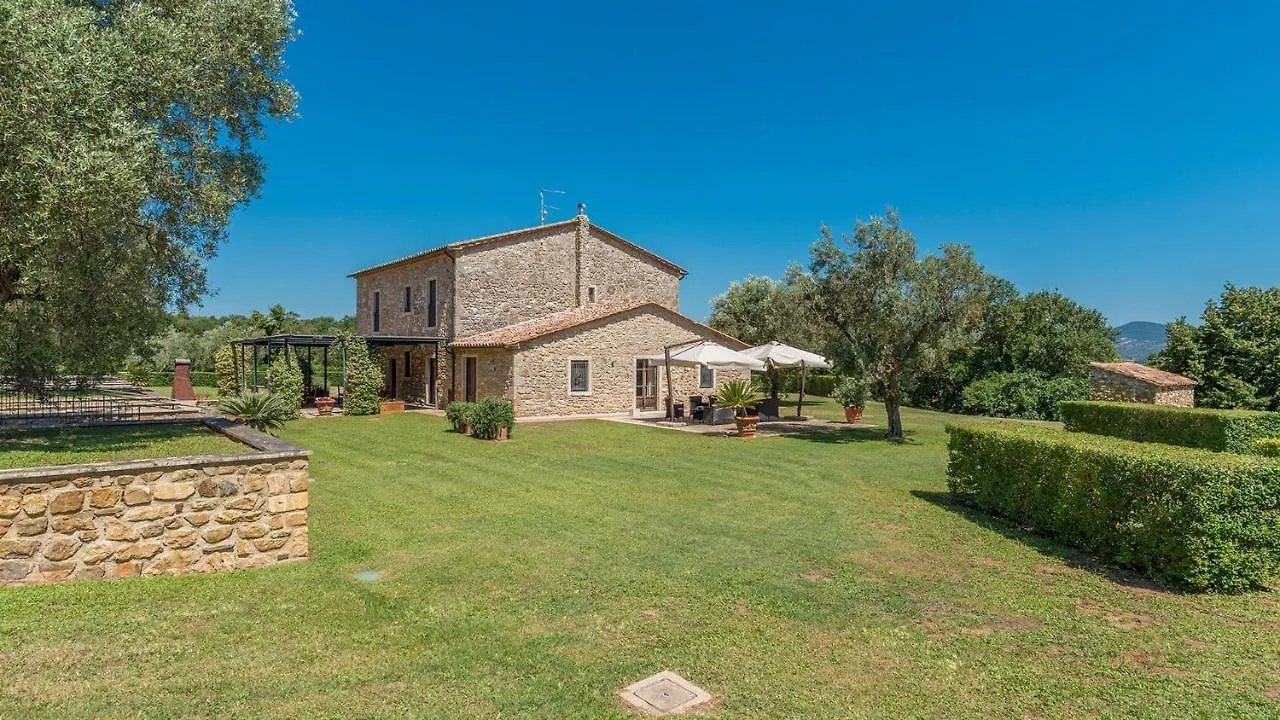 Fonte Cannella 12&4, Emma Villas Manciano Olaszország
